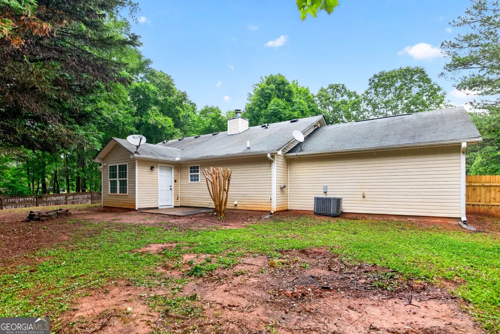 48 Fawn DR Grantville, GA 30220