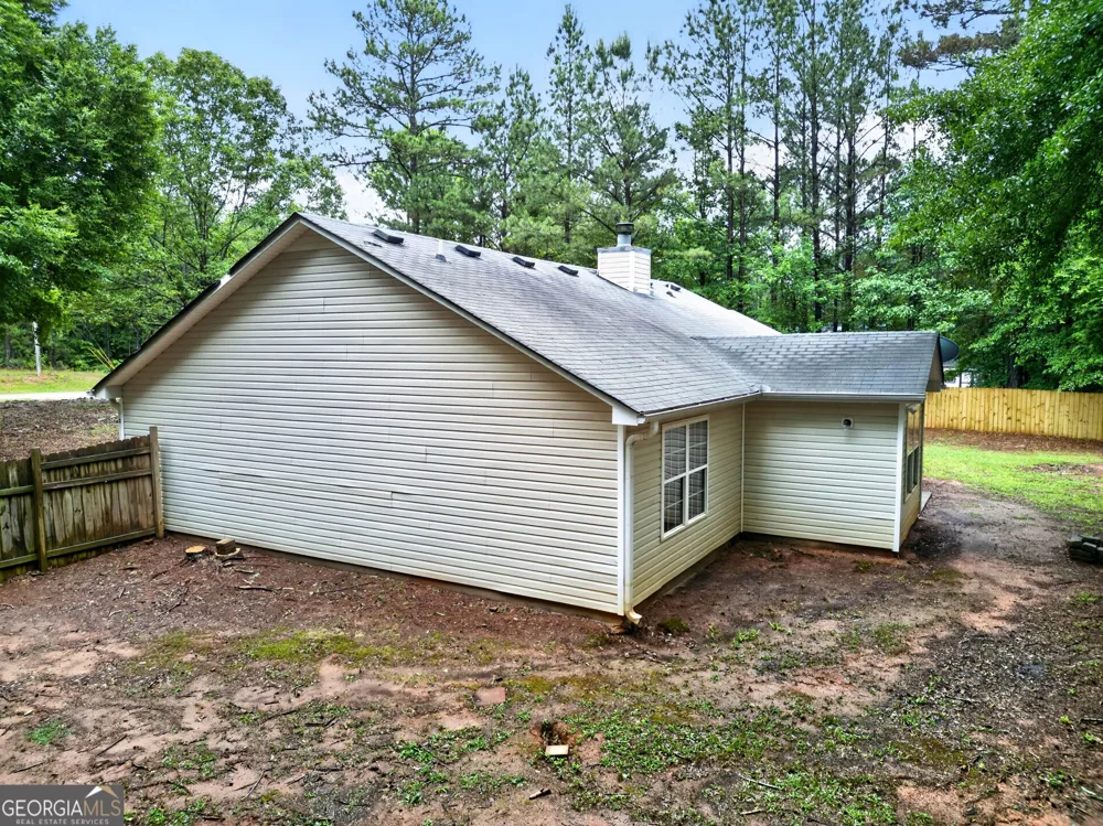48 Fawn DR Grantville, GA 30220