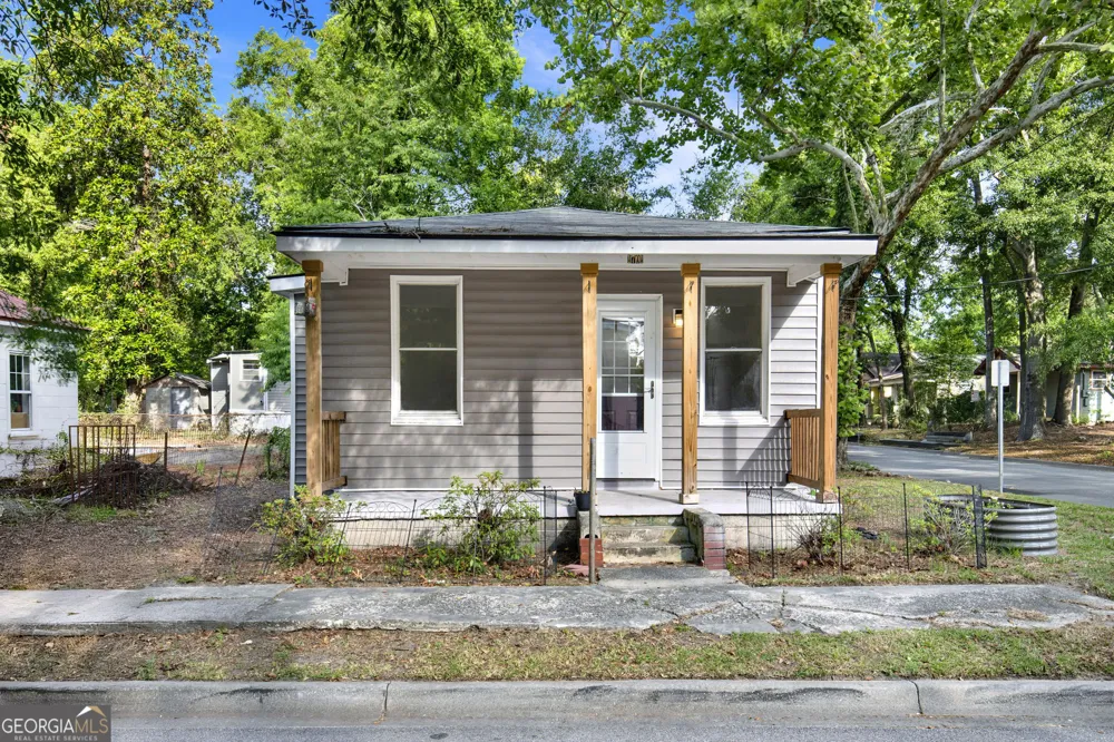 1701 Grove ST Savannah, GA 31401