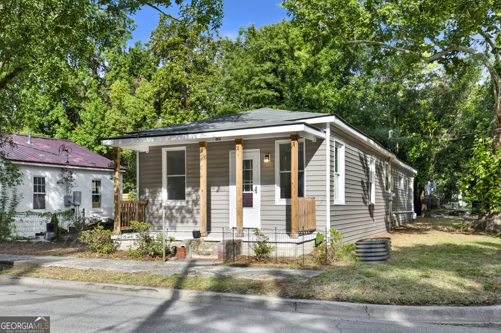 1701 Grove ST Savannah, GA 31401
