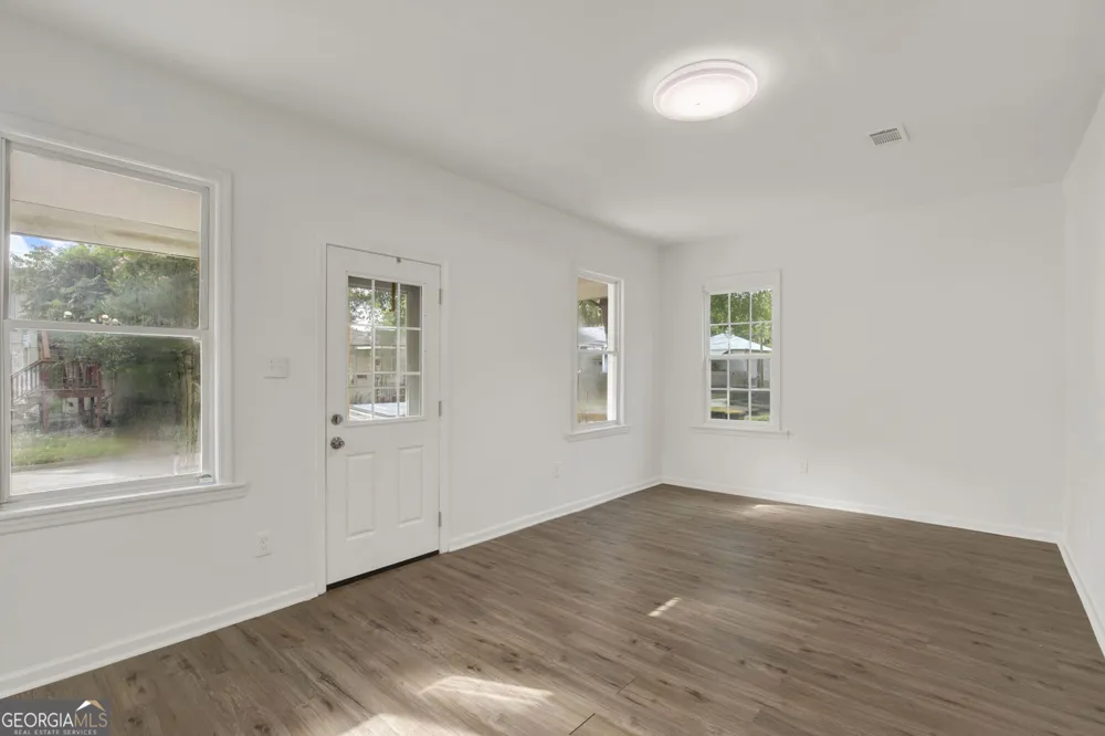1701 Grove ST Savannah, GA 31401