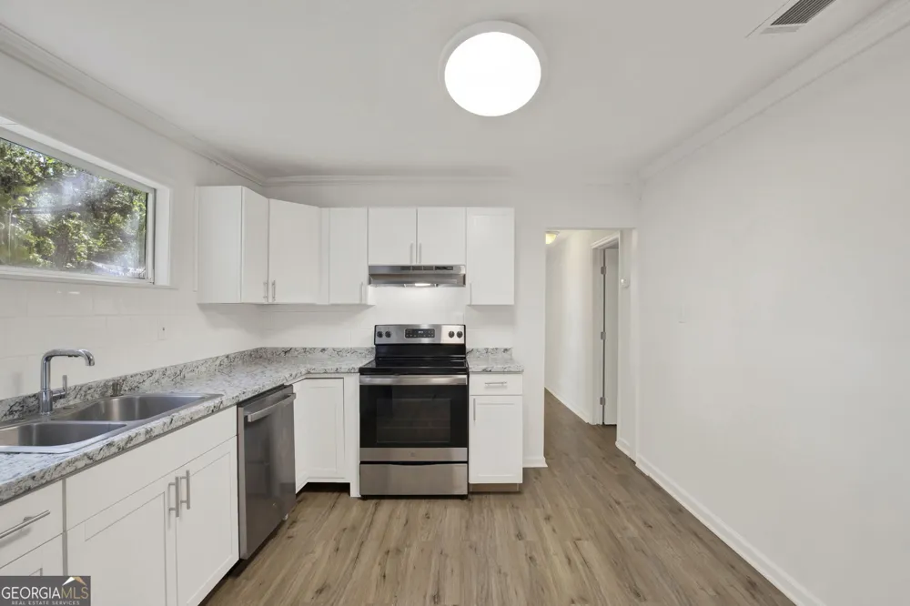 1701 Grove ST Savannah, GA 31401