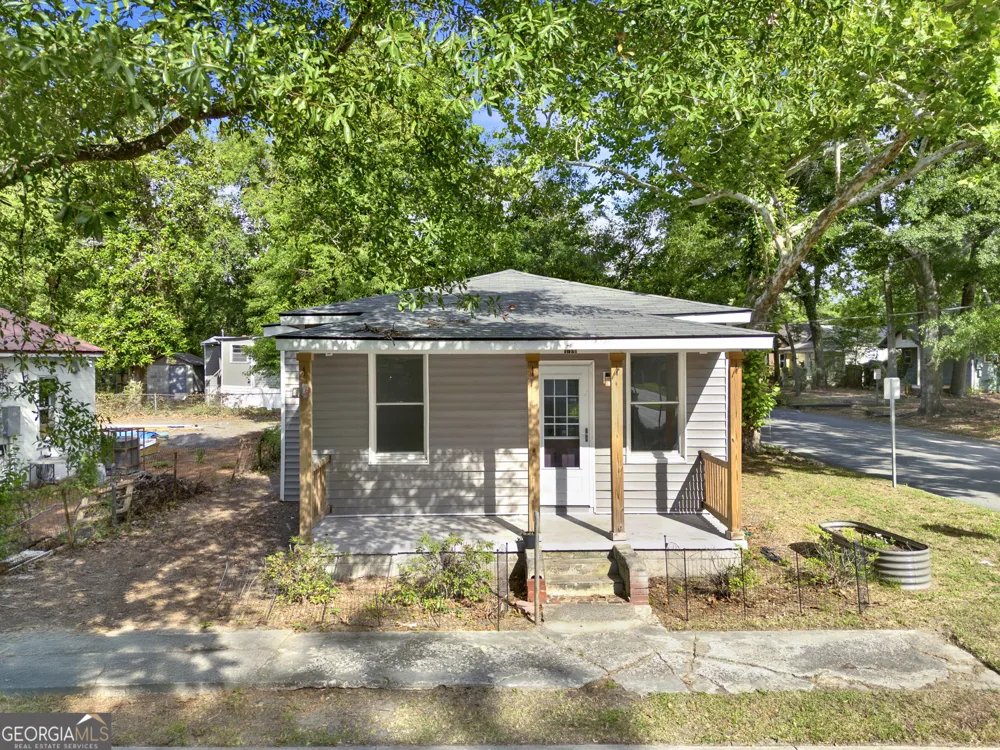 1701 Grove ST Savannah, GA 31401