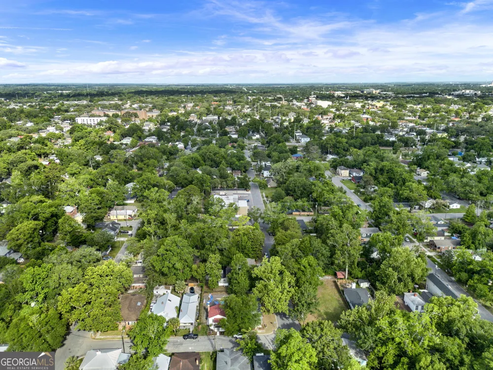 1701 Grove ST Savannah, GA 31401
