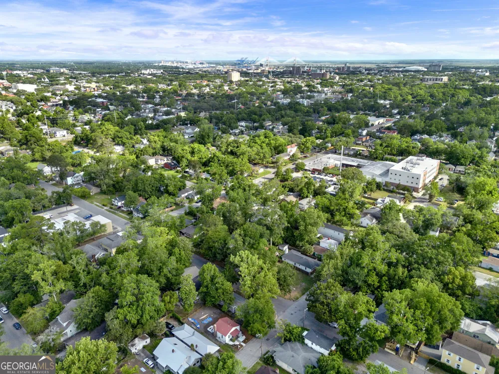 1701 Grove ST Savannah, GA 31401