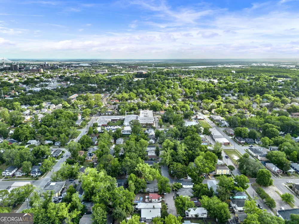 1701 Grove ST Savannah, GA 31401