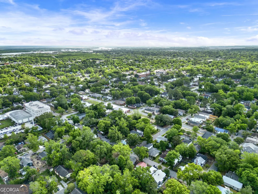 1701 Grove ST Savannah, GA 31401