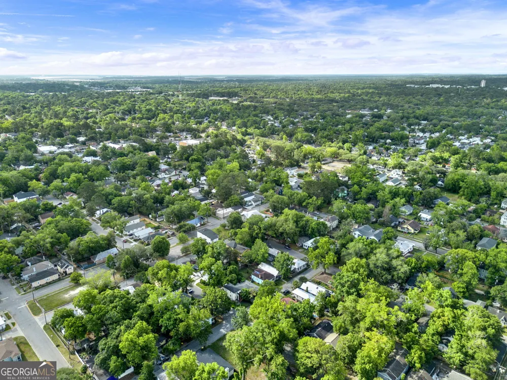 1701 Grove ST Savannah, GA 31401