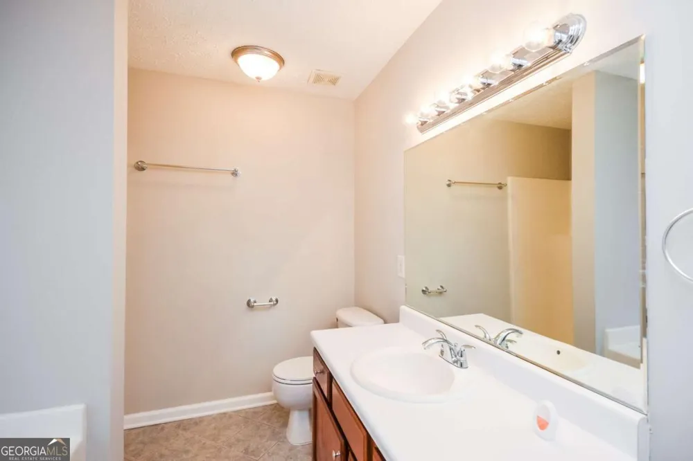 300 Claremont DR Covington, GA 30016