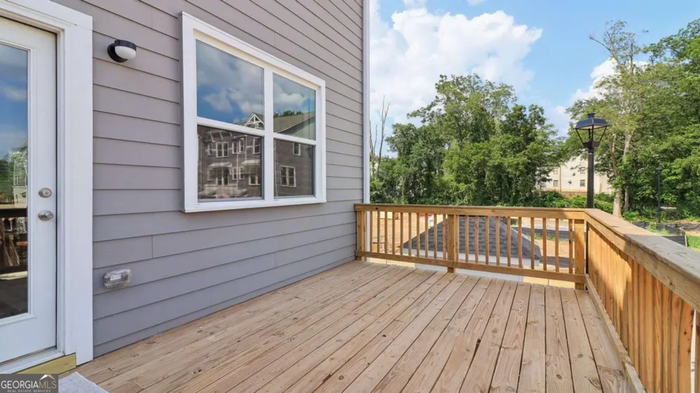 5645 PEACH ORCHARD TRL Peachtree Corners, GA 30092
