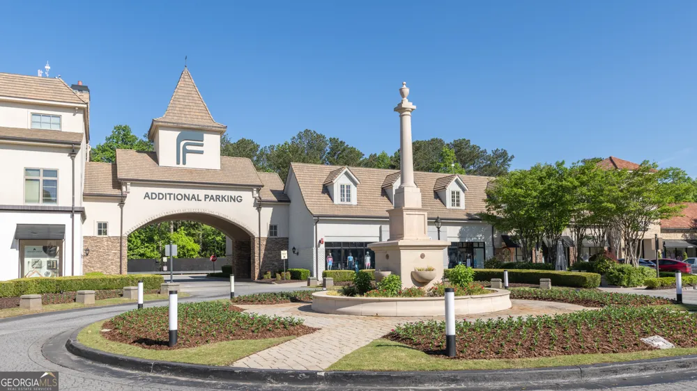 5645 PEACH ORCHARD TRL Peachtree Corners, GA 30092