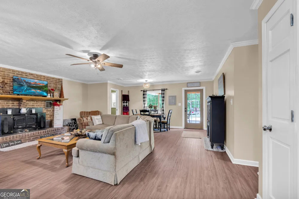 3030 Smith McGee RD Iva, SC 29655