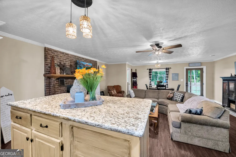 3030 Smith McGee RD Iva, SC 29655