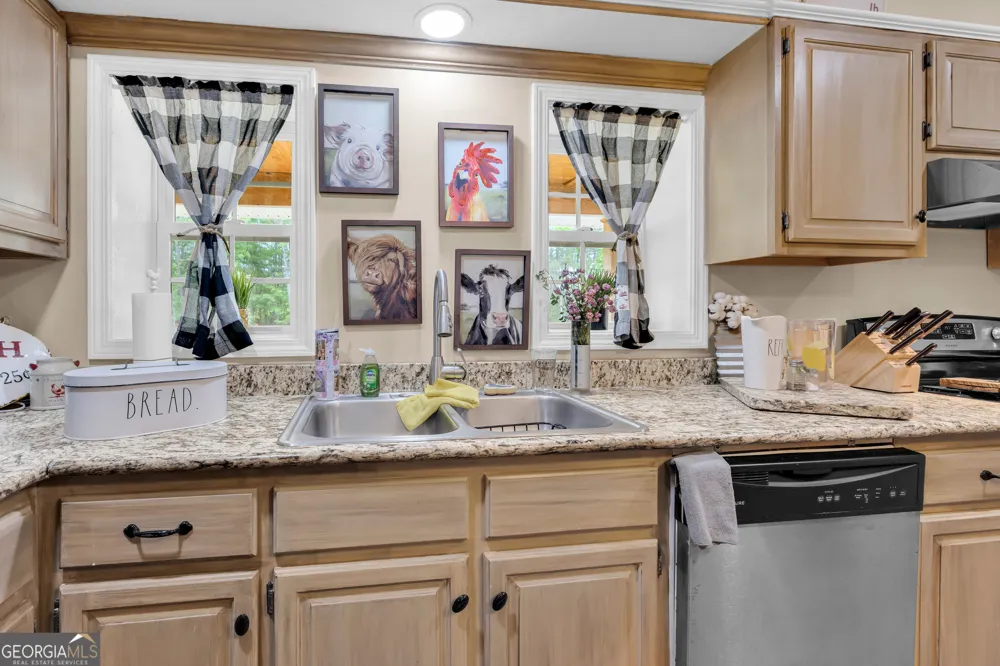 3030 Smith McGee RD Iva, SC 29655