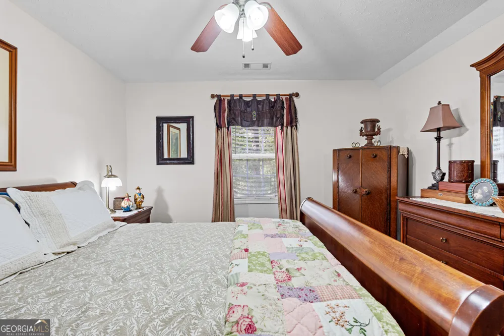 506 Riverside DR LaGrange, GA 30240