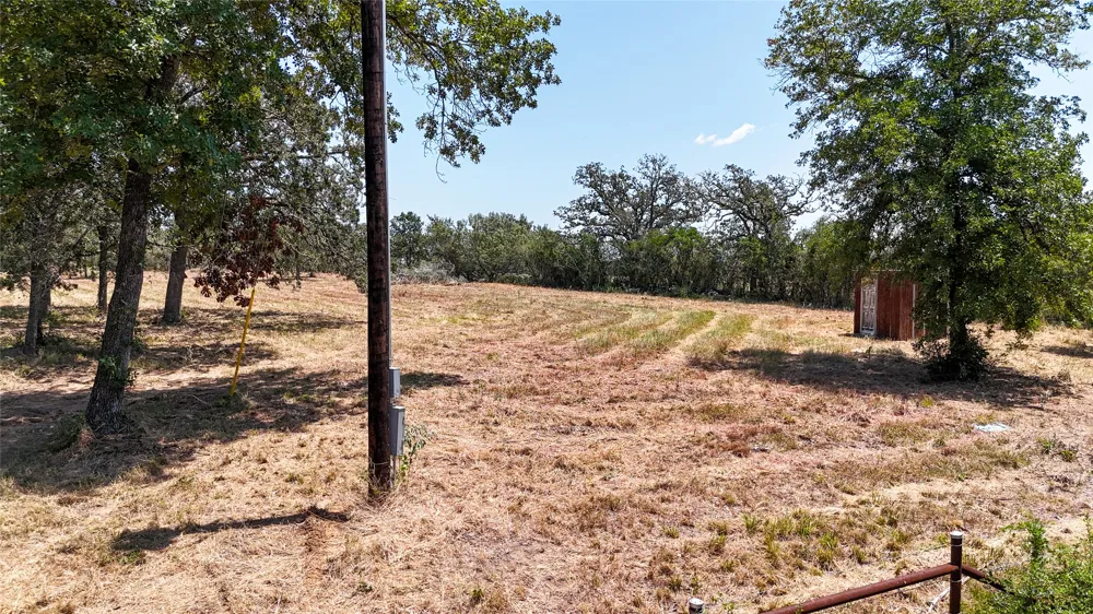 4177 Old Colony Line Road Lockhart, TX 78644