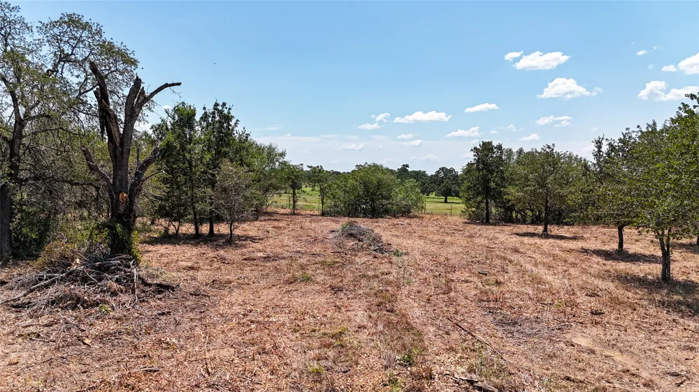 4177 Old Colony Line Road Lockhart, TX 78644