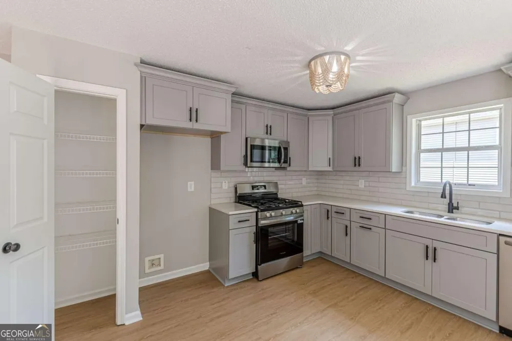 133 Four Oaks DR Powder Springs, GA 30127