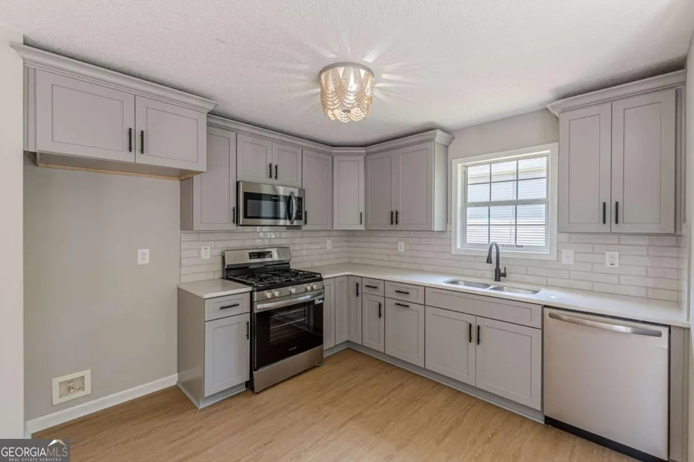 133 Four Oaks DR Powder Springs, GA 30127