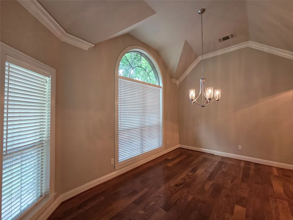 1121 Gabriel Lane Fort Worth, TX 76116