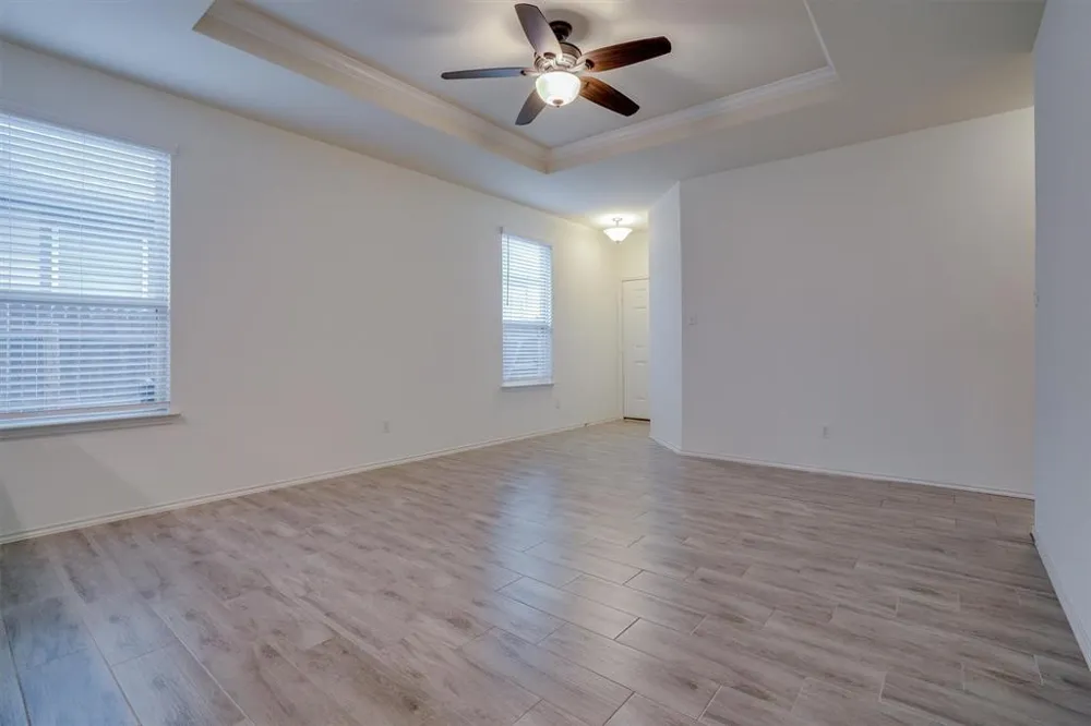 217 La Dera Drive Liberty Hill, TX 78642
