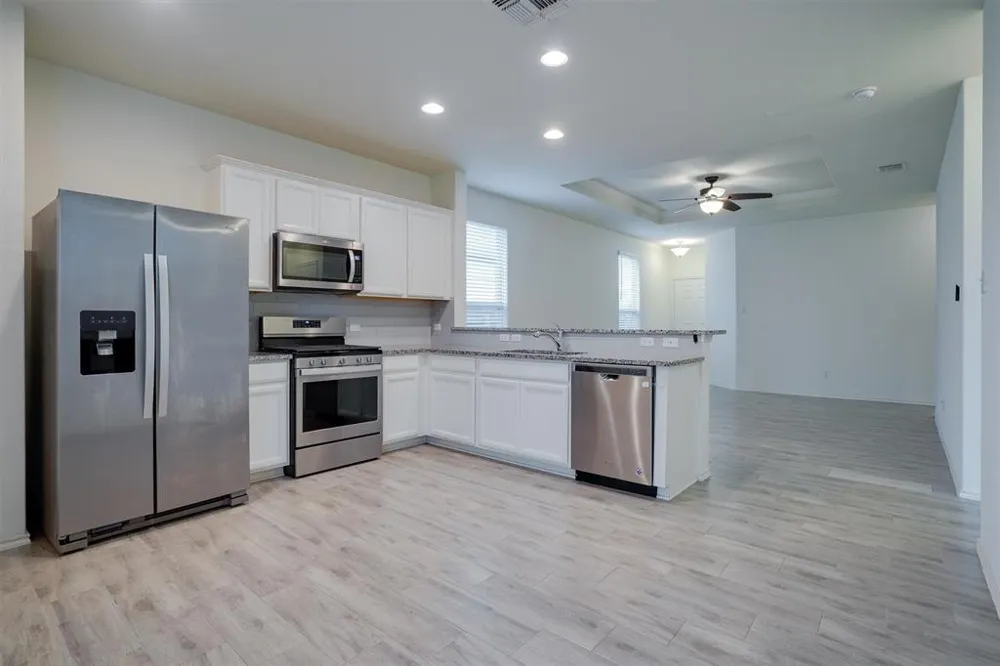 217 La Dera Drive Liberty Hill, TX 78642
