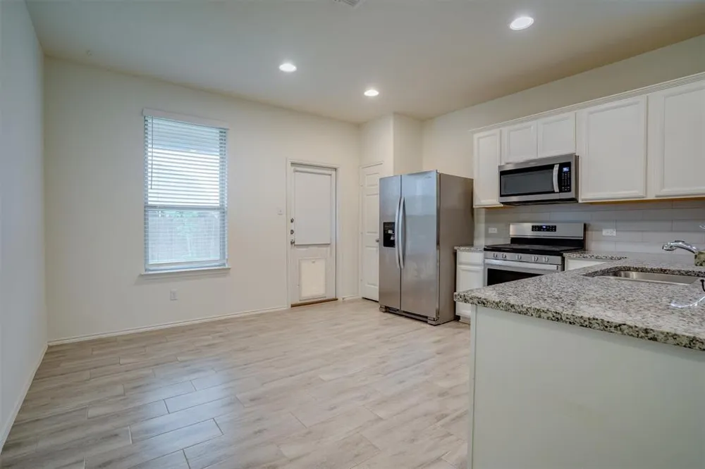 217 La Dera Drive Liberty Hill, TX 78642