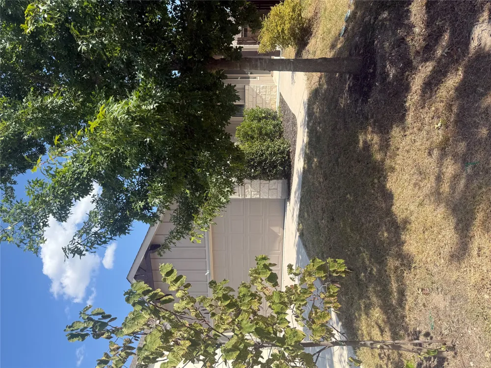 217 La Dera Drive Liberty Hill, TX 78642
