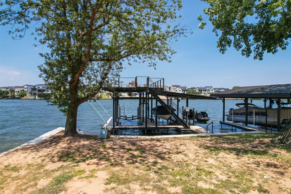 39 Harris Loop Kingsland, TX 78639