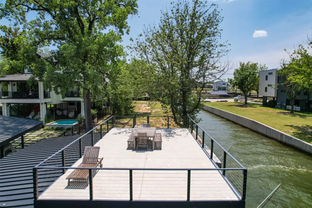 39 Harris Loop Kingsland, TX 78639