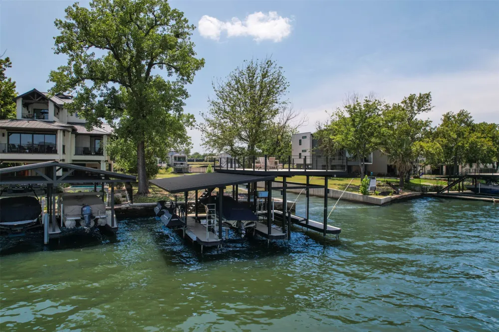 39 Harris Loop Kingsland, TX 78639
