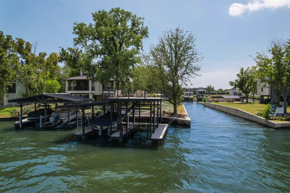 39 Harris Loop Kingsland, TX 78639