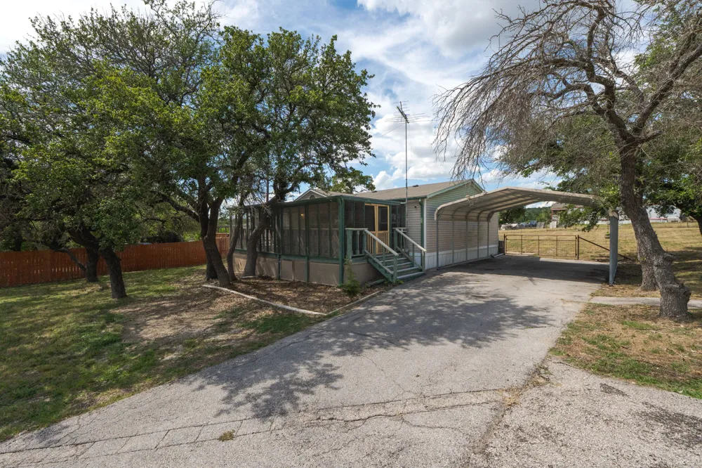 1506 Quail Point Drive Kempner, TX 76539