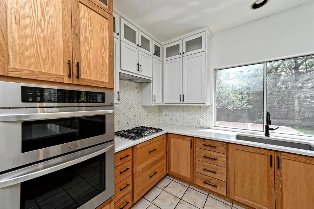 5704 Trelawney Lane Austin, TX 78739