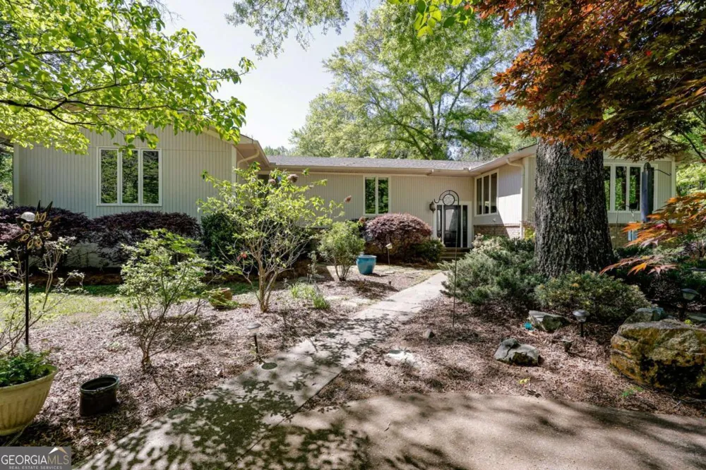 8277 Buchanan HWY Dallas, GA 30157