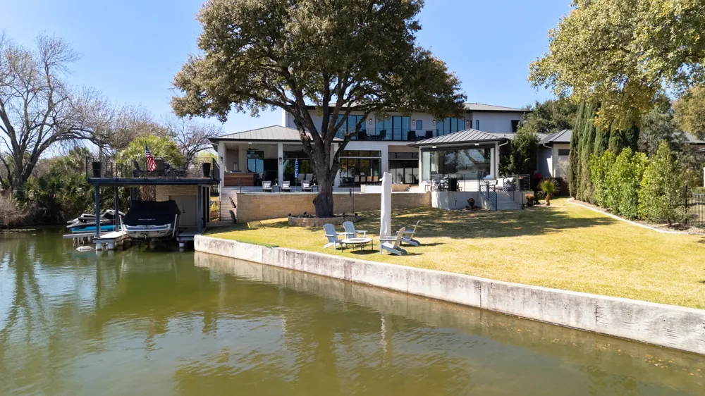 101 Harbor Light Boulevard Horseshoe Bay, TX 78657