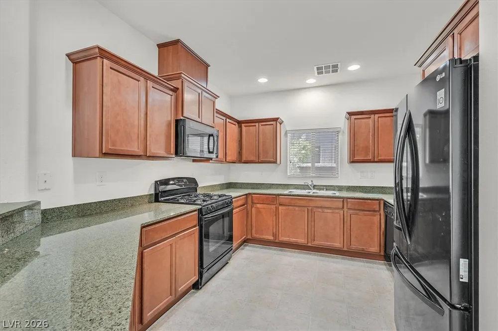 9599 Vega Carpio Avenue Las Vegas, NV 89178