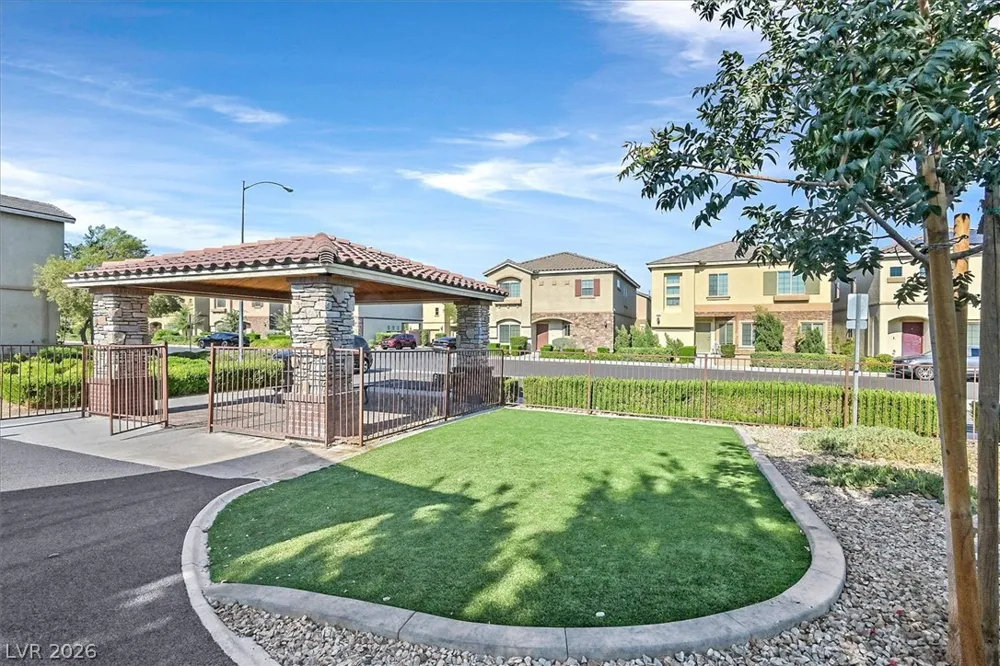 9599 Vega Carpio Avenue Las Vegas, NV 89178
