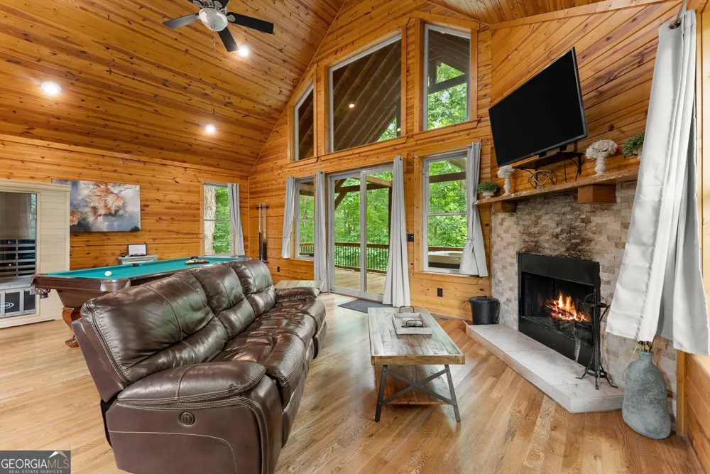 265 Maple Ridge DR Cleveland, GA 30528