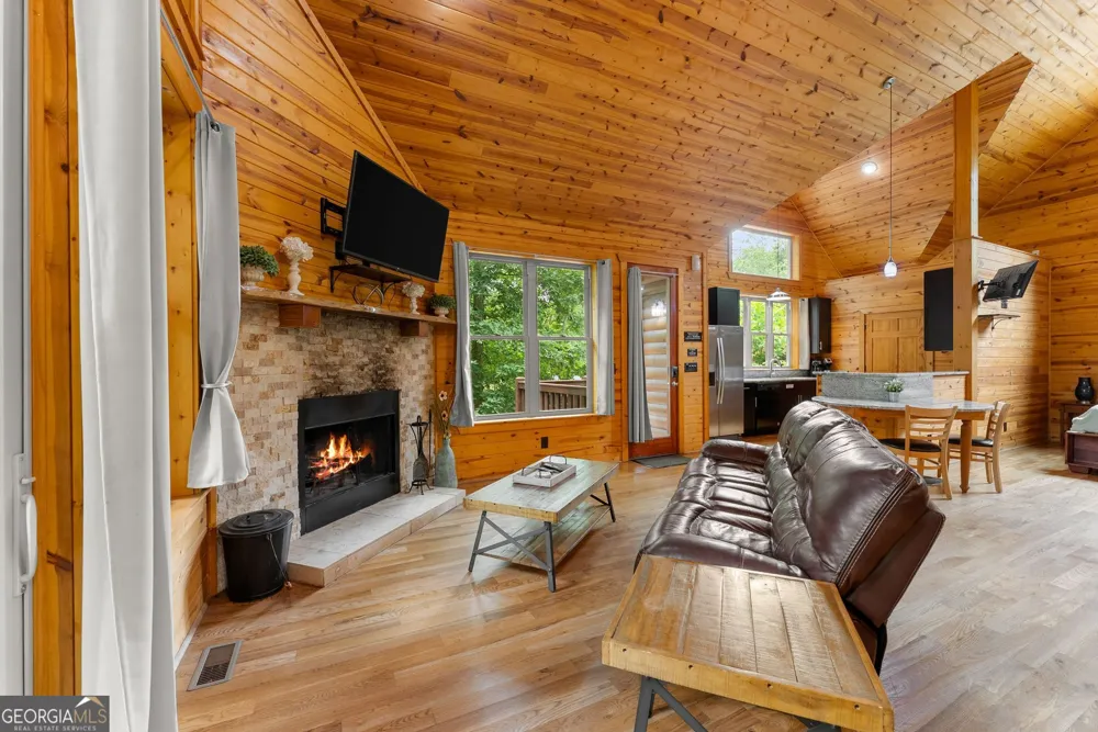 265 Maple Ridge DR Cleveland, GA 30528