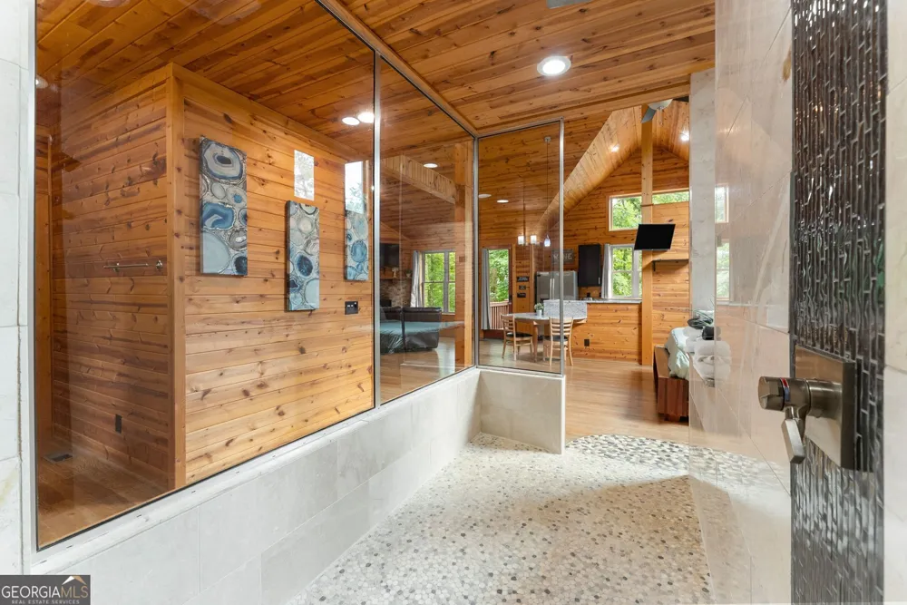 265 Maple Ridge DR Cleveland, GA 30528