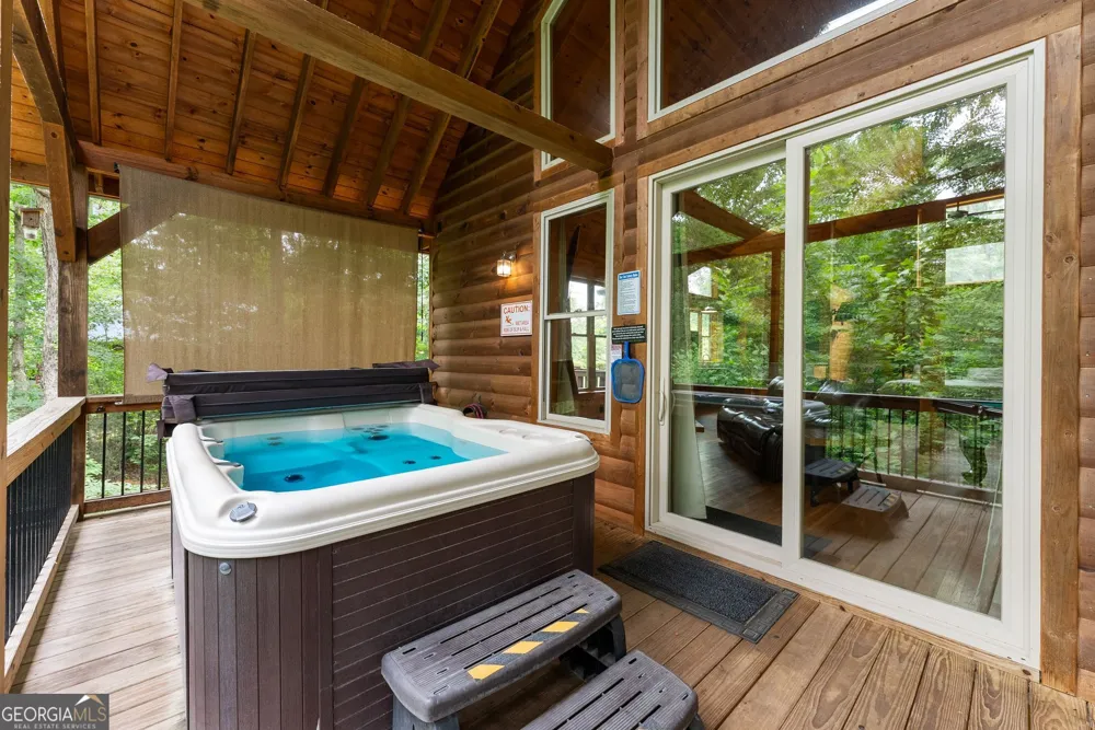 265 Maple Ridge DR Cleveland, GA 30528