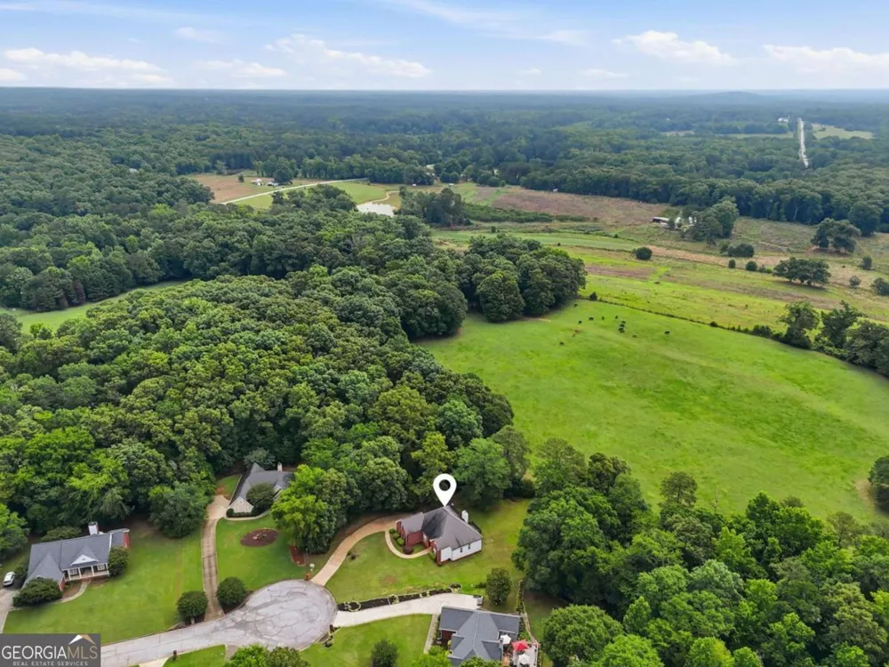 95 Old Hickory LN Oxford, GA 30054