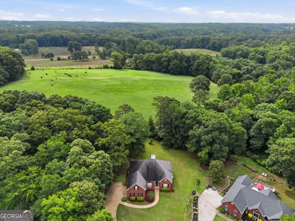 95 Old Hickory LN Oxford, GA 30054