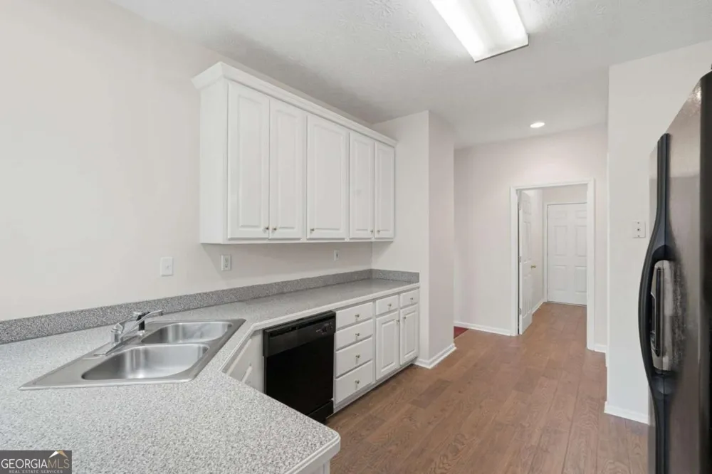 95 Old Hickory LN Oxford, GA 30054