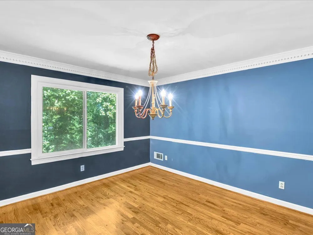 27 Planters DR SW Lilburn, GA 30047