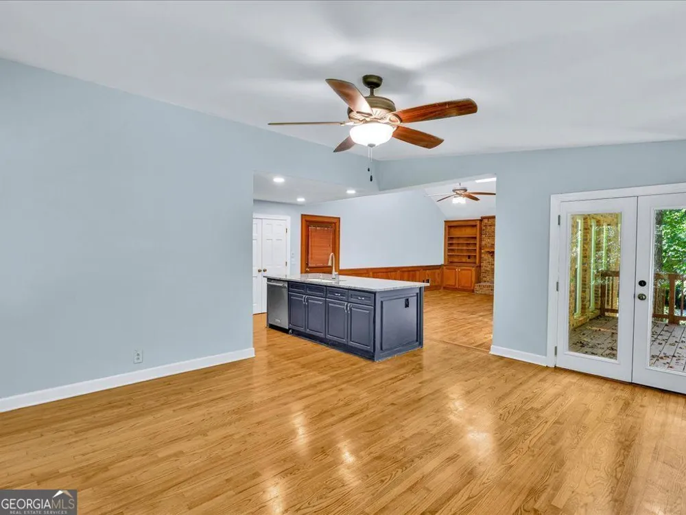 27 Planters DR SW Lilburn, GA 30047