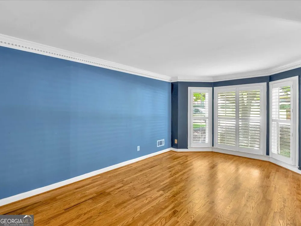 27 Planters DR SW Lilburn, GA 30047