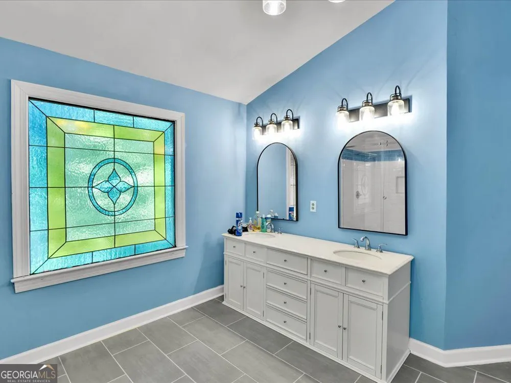 27 Planters DR SW Lilburn, GA 30047