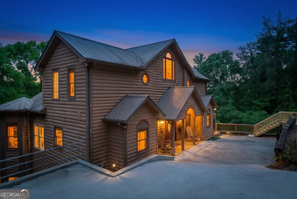 236 Rosen Strasse Helen, GA 30545